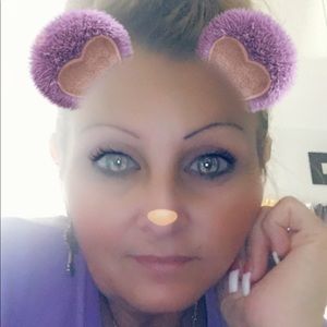 Meet your Posher, Tina